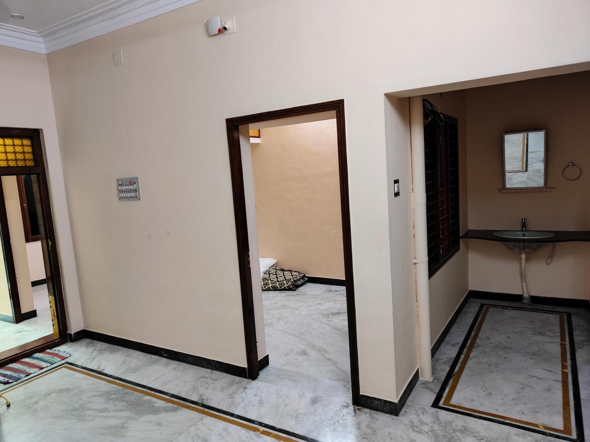 Guru Krupa Home Stay Tiruvannámalaj Kültér fotó